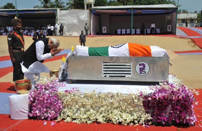 MOdi homage to kalam