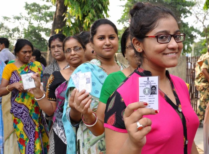 Kolkata: People queue up to cast their votes at a polling booth during the fourth phase of West Bengal Legislative Assembly polls in Kolkata, on April 25, 2016. (Photo: Kuntal Chakrabarty/IANS)